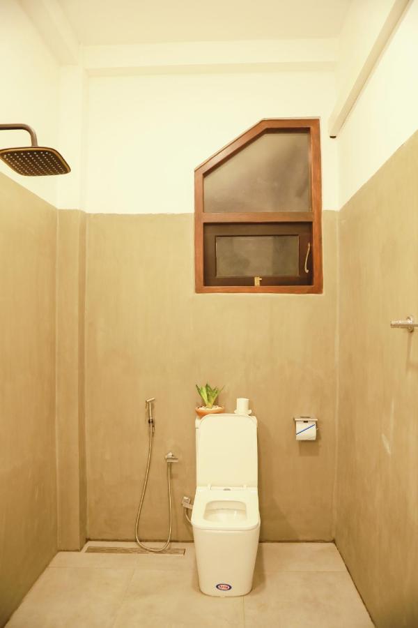 Gold Bubble Hotel Ахангама Екстериор снимка