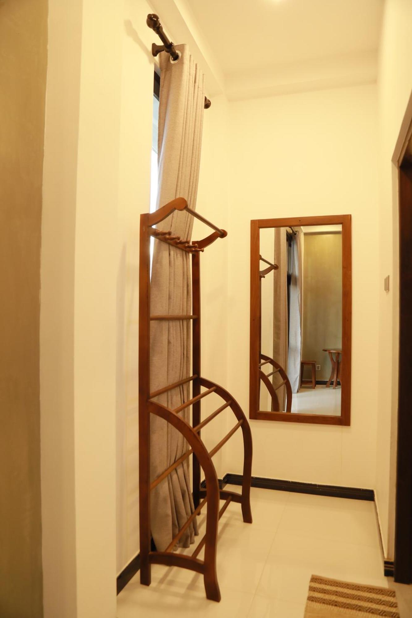 Gold Bubble Hotel Ахангама Екстериор снимка